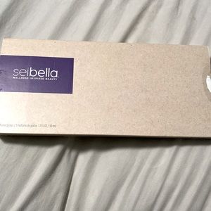 Sei Bella purse sprays